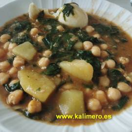 Potaje de garbanzos con espinacas